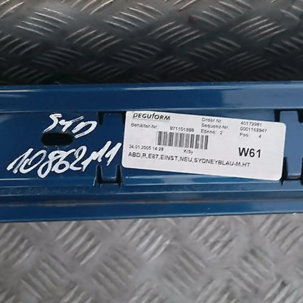 BMW 1 er E87 Schwellerleiste Blende Schweller rechts Sydneyblau Blau A19 - SKU 0032948-SYD2 - Teilenummer 51770032948