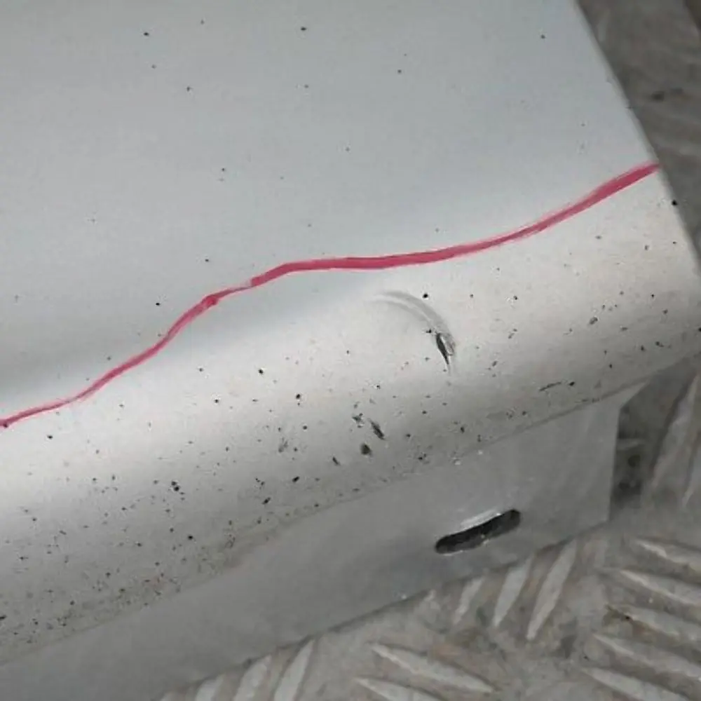  BMW9 E87 Listello Portiera Apertura Gonna Destra Argento-Titanio Sliber - SKU 0032948-TS19 - Numero di parte 32948