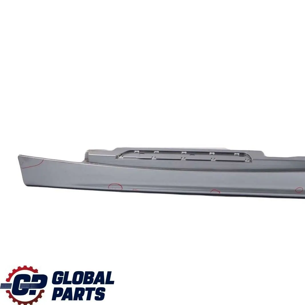 Sill Strip Side Skirt Left Quarzblau Blau Blue Metallic A18 para BMW E87 con número de pieza 32949 BMW E87 Sill Strip Side Skirt Left Quarzblau Blau Blue Metallic A18 - SKU 0032949-QB16 - Número de pieza 32949