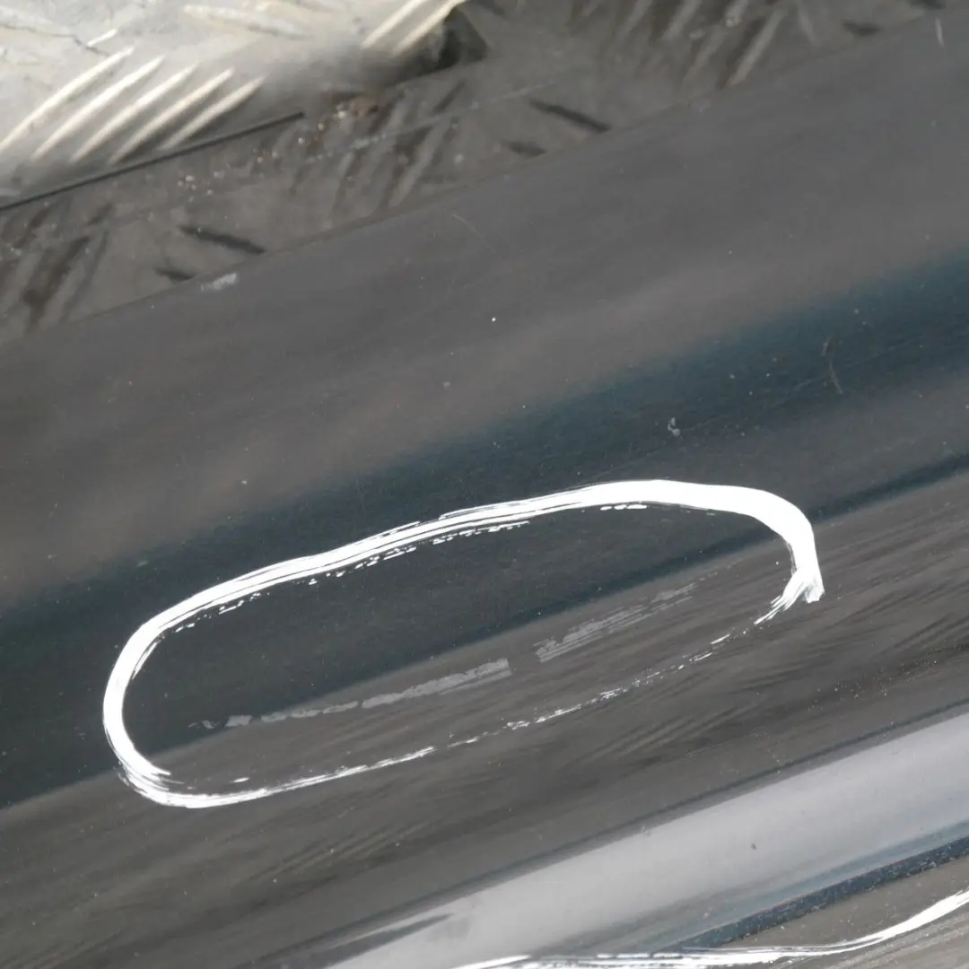 Bande De Seuil Jupe Latérale Gauche Noir Saphir Métallisé - 475 pour BMW E87 à propos du numéro de pièce 32949 BMW E87 Bande De Seuil Jupe Latérale Gauche Noir Saphir Métallisé - 475 - SKU 0032949-BS13 - Numéro de pièce 32949