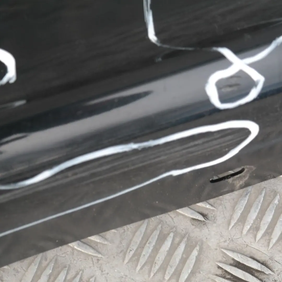 BMW E87 Sill Strip Faldón Lateral Izquierdo Negro Zafiro Metálico - 475 - SKU 0032949-BS13 - Número de pieza 32949