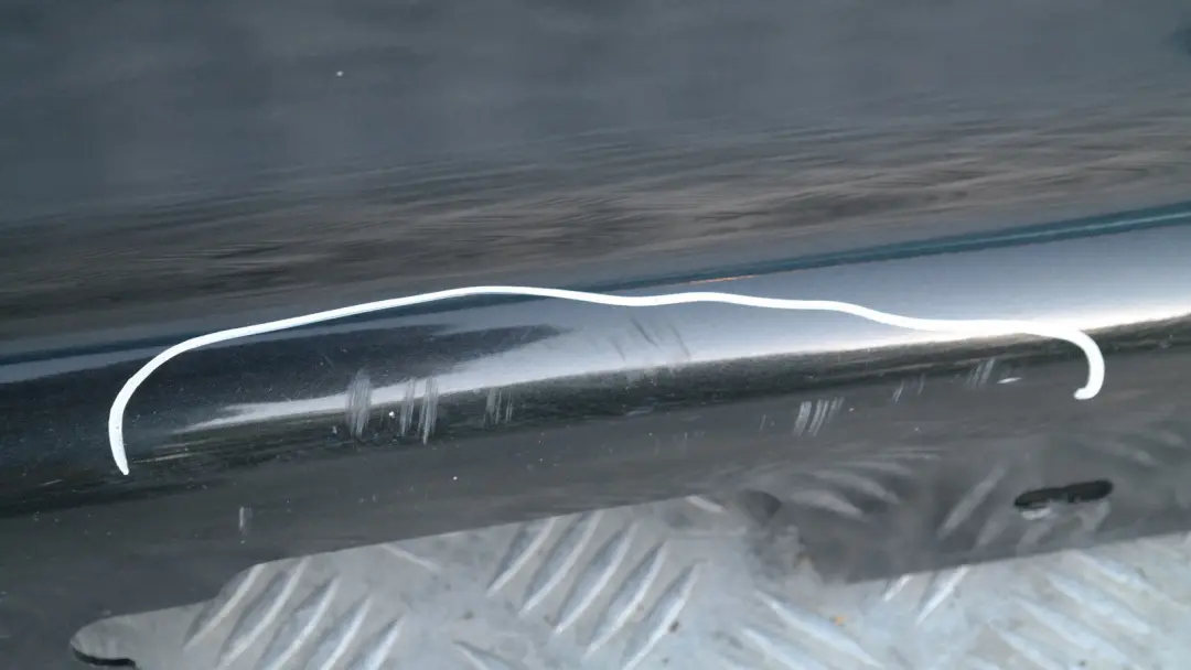 BMW E87 Schwellerleisten Seitenschweller Links Schwarz Saphir Metallic - 475 - SKU 0032949-BS2 - Teilenummer 51770032949