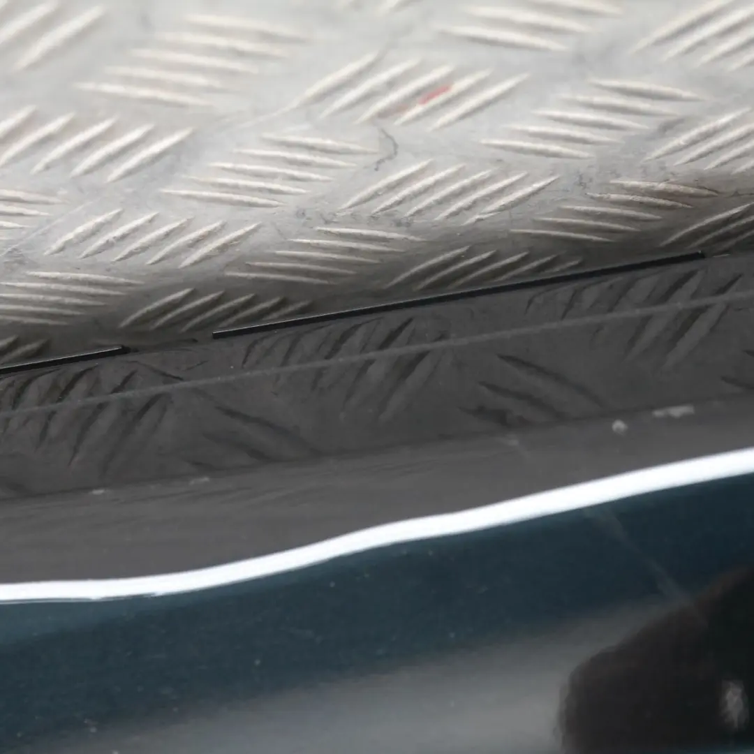 Listón umbral faldón lateral izquierdo Zafiro negro metalizado para BMW 20 E87 con número de pieza 32949 BMW 20 E87 Listón umbral faldón lateral izquierdo Zafiro negro metalizado - SKU 0032949-BS20 - Número de pieza 32949