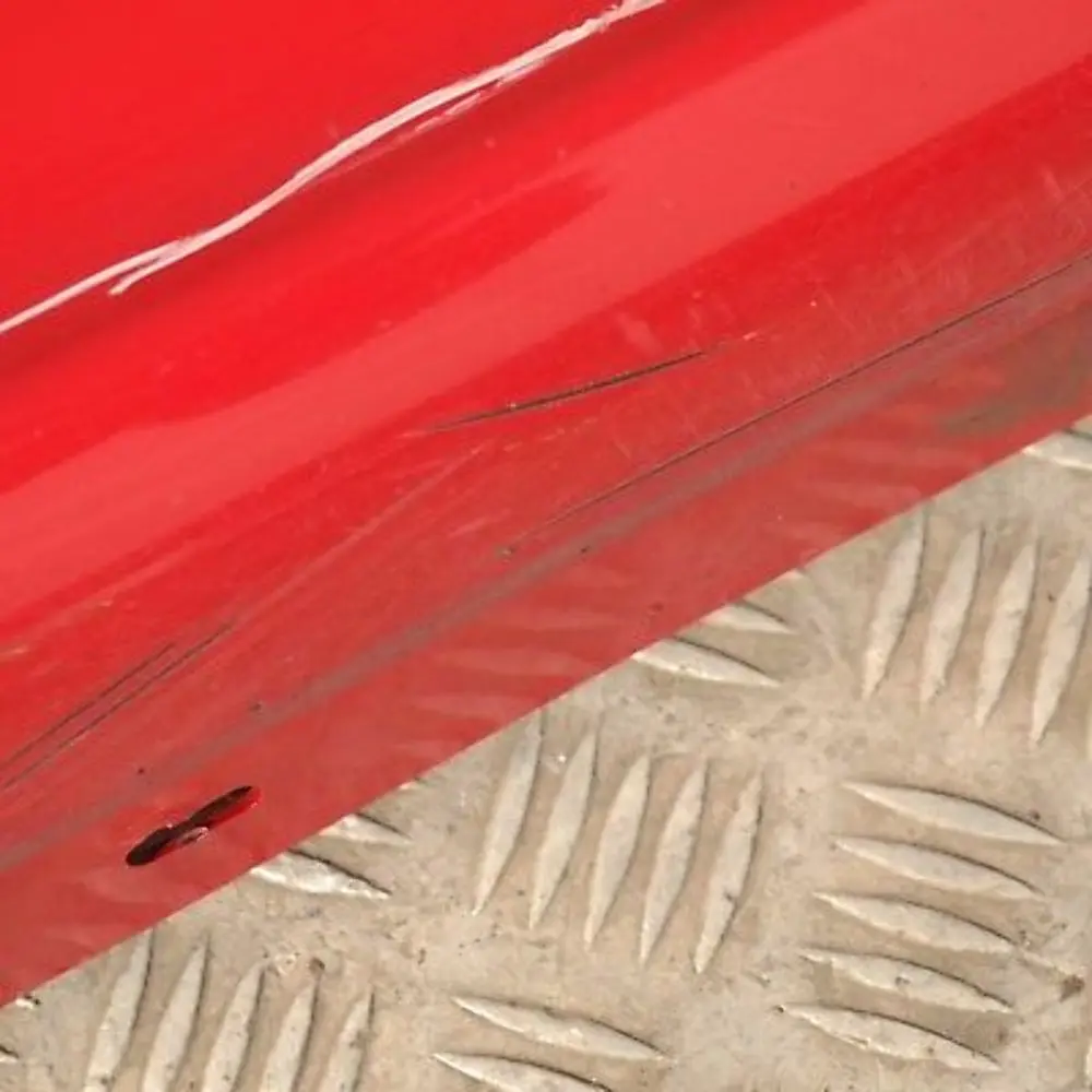 Schwellerleiste Blende Schweller links Japanrot Japan Rot 438 für BMW 1 er E87 mit Teilenummer 32949 BMW 1 er E87 Schwellerleiste Blende Schweller links Japanrot Japan Rot 438 - SKU 0032949-JR7 - Teilenummer 32949
