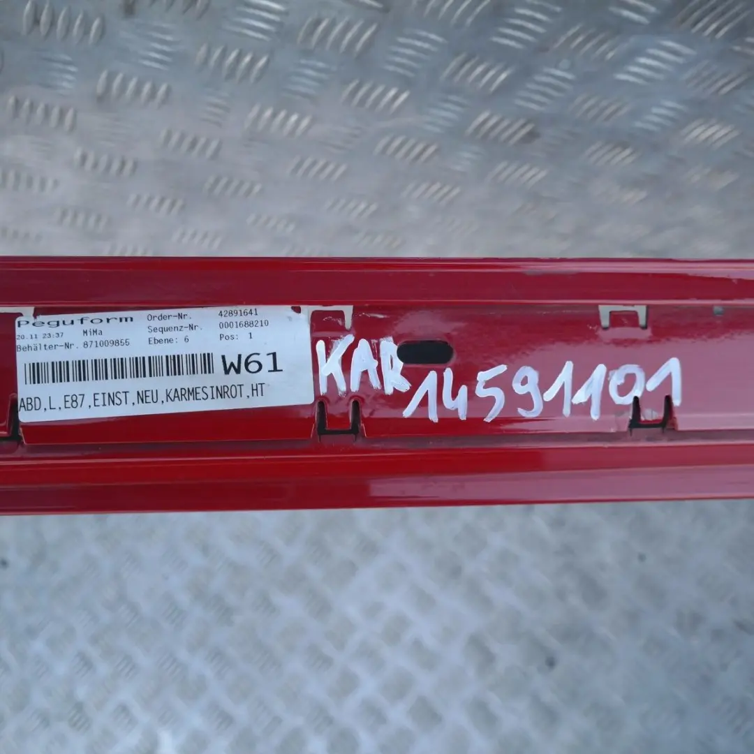 BMW E87 Sill Strip Faldón Lateral Izquierdo Karmesinrot Rojo Rot - A61 - SKU 0032949-KAR - Número de pieza 51770032949