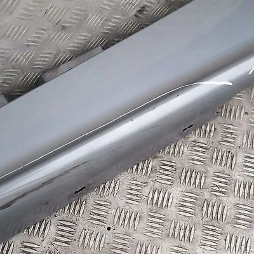 BMW 1 E87 Nakładka próg lewy Quarzblau A18 - SKU 0032949-QB1 - Numer Części 51770032949