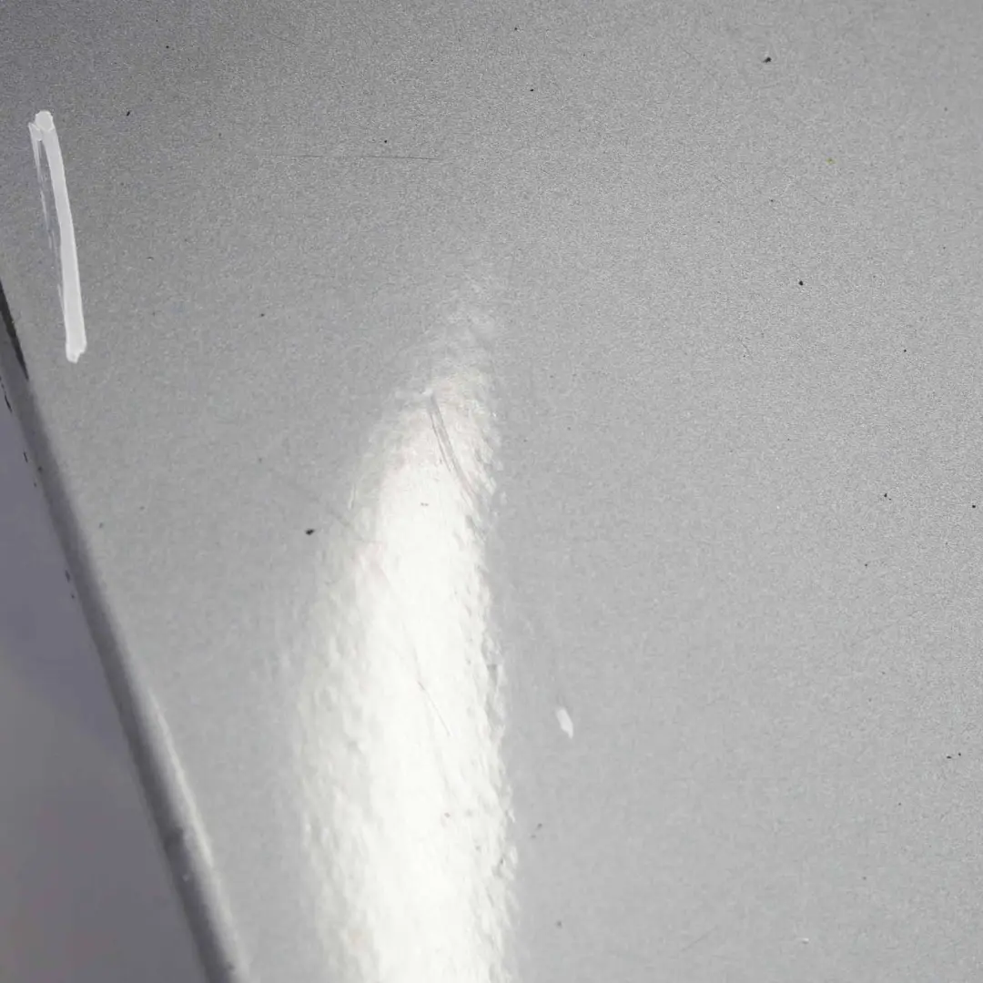 Nakładka Próg Lewy Quarzblau A18 do BMW E87 o numerze 0032949 BMW E87 Nakładka Próg Lewy Quarzblau A18 - SKU 0032949-QB12 - Numer Części 0032949