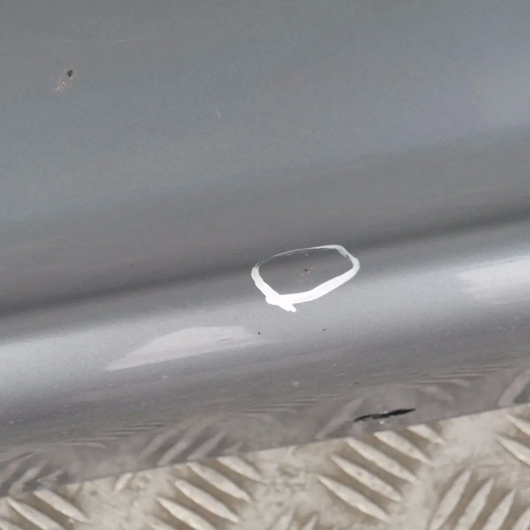 Sill Strip Side Skirt Left Quarzblau Blau Blue Metallic A18 para BMW E87 con número de pieza 32949 BMW E87 Sill Strip Side Skirt Left Quarzblau Blau Blue Metallic A18 - SKU 0032949-QB18 - Número de pieza 32949