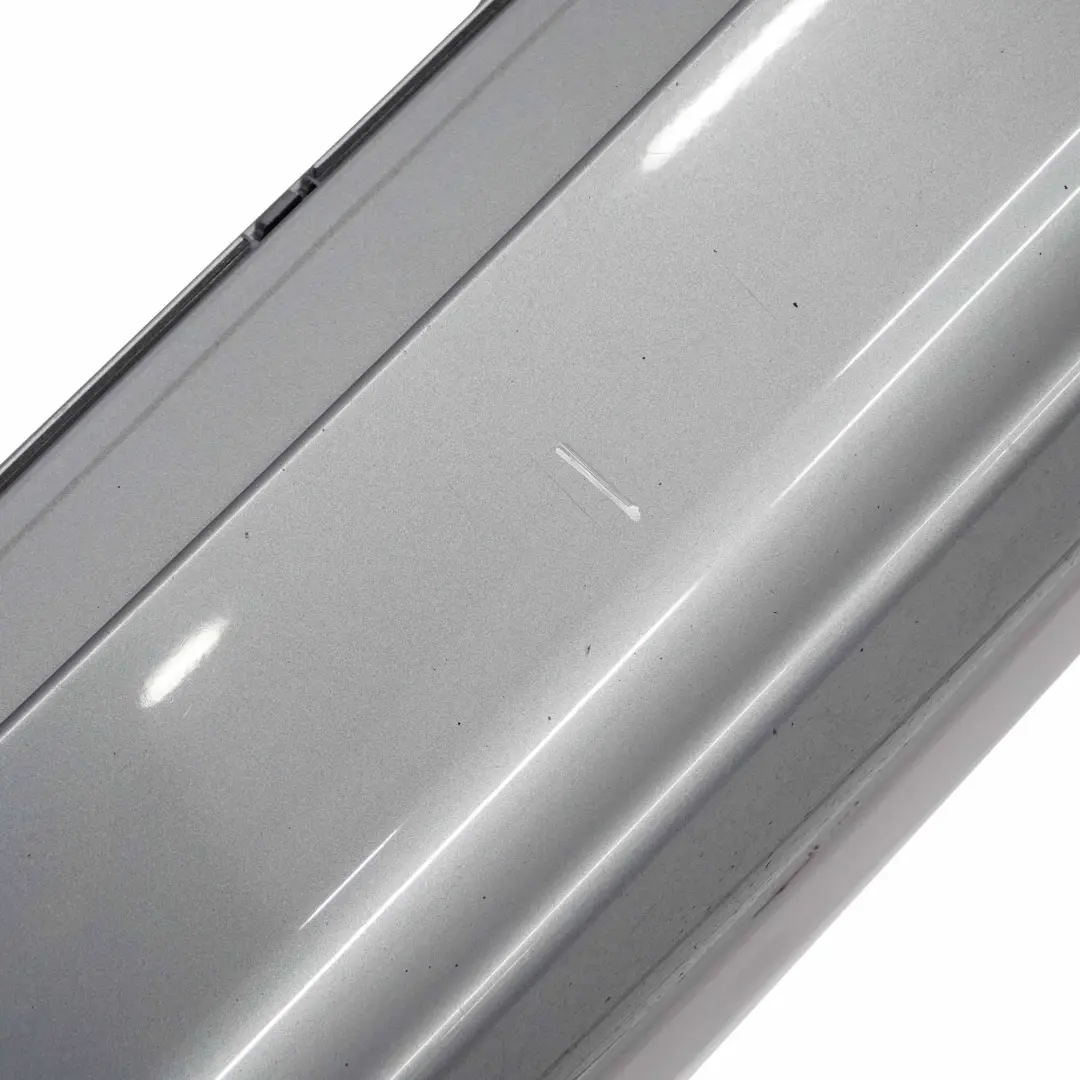 Schwellerleiste Blende Schweller links Quarzblau Blau Metallic für BMW 1 er E87 mit Teilenummer 51770032949 BMW 1 er E87 Schwellerleiste Blende Schweller links Quarzblau Blau Metallic - SKU 0032949-QB3 - Teilenummer 51770032949