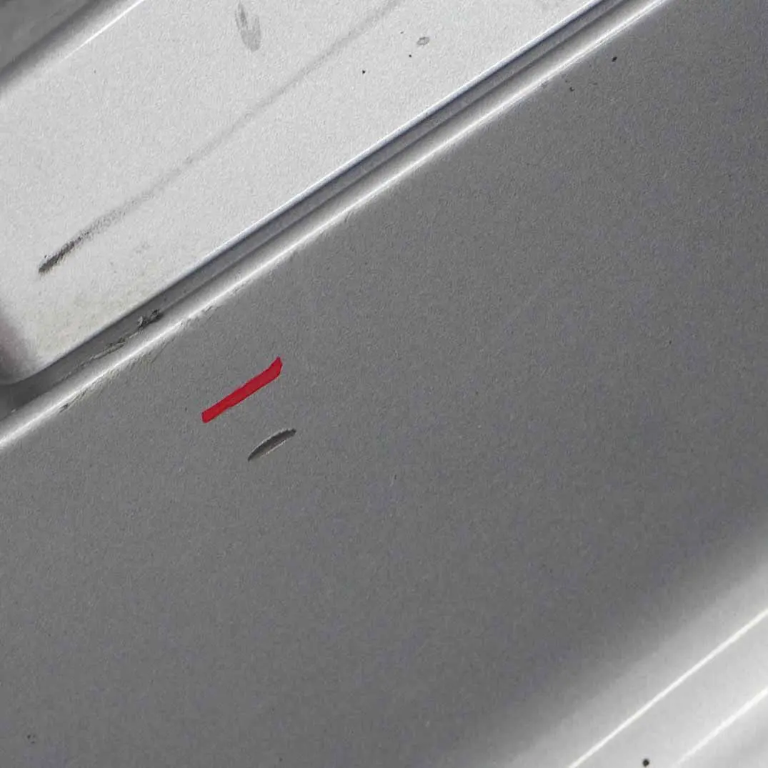 Listello Portiera Apertura Gonna SX Quarzo-Blu Metallizzato A18 per BMW E87 con numero di parte 0032949 BMW E87 Listello Portiera Apertura Gonna SX Quarzo-Blu Metallizzato A18 - SKU 0032949-QB - Numero di parte 0032949