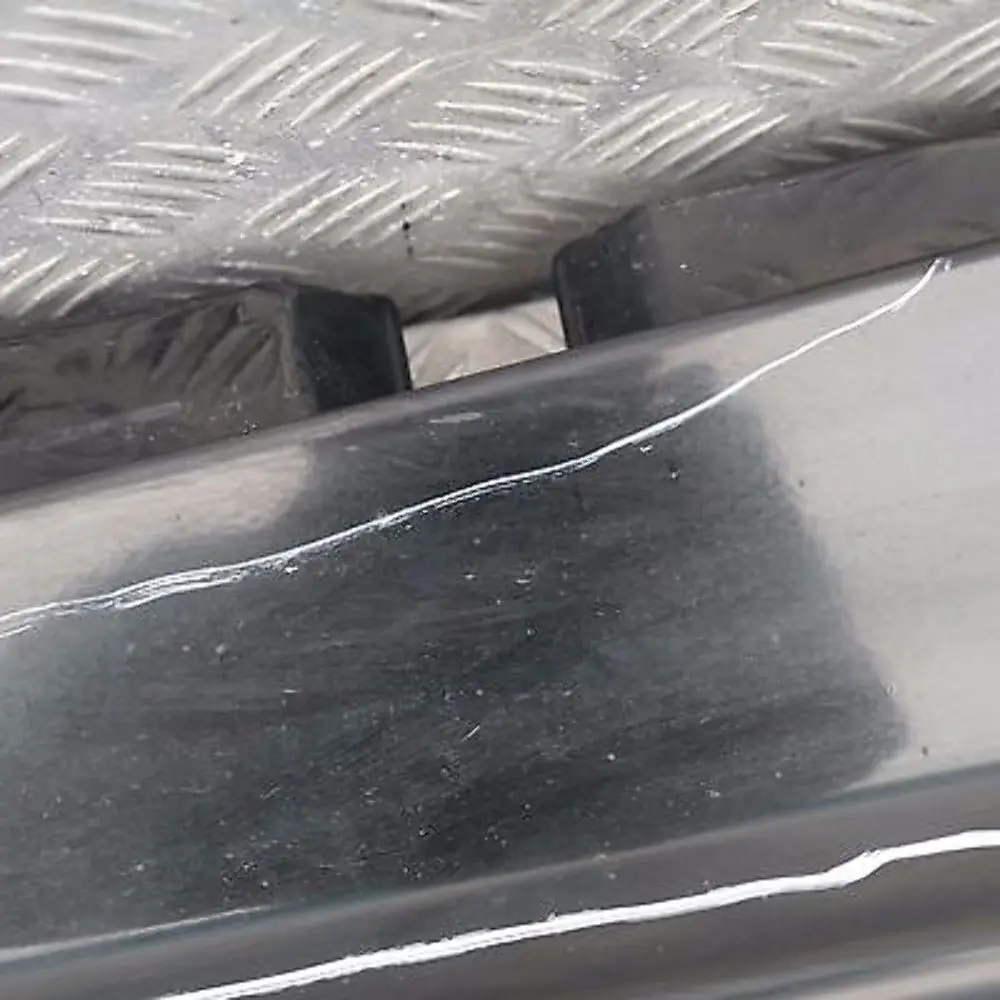 Nakładka próg lewy schwarz II 668 do BMW 1 E87 o numerze 32949 BMW 1 E87 Nakładka próg lewy schwarz II 668 - SKU 0032949-SCH13 - Numer Części 32949