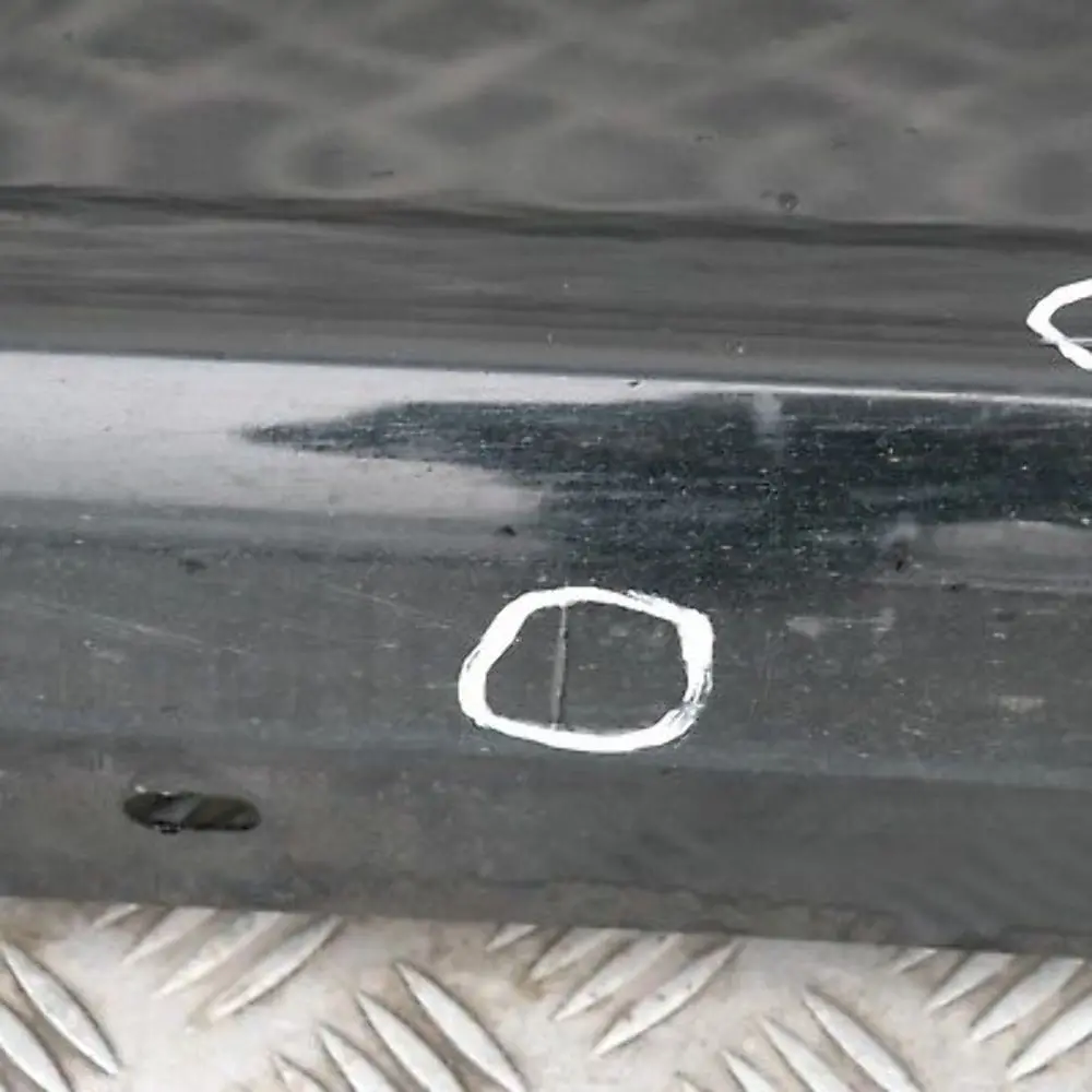 BMW 1 er 15 E87 Schwellerleiste lackiert links Schwarz II - 668 - SKU 0032949-SCH15 - Teilenummer 32949