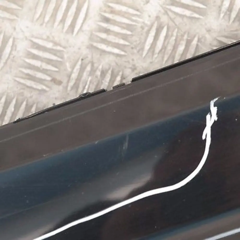 Schwellerleiste Blende Schweller links Schwarz 2 für BMW 1 er 19 E87 mit Teilenummer 32949 BMW 1 er 19 E87 Schwellerleiste Blende Schweller links Schwarz 2 - SKU 0032949-SCH19 - Teilenummer 32949