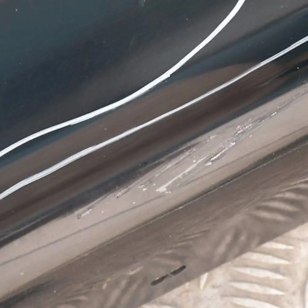 BMW 1 E87 Nakładka próg lewy schwarz II 668 - SKU 0032949-SCH19 - Numer Części 32949