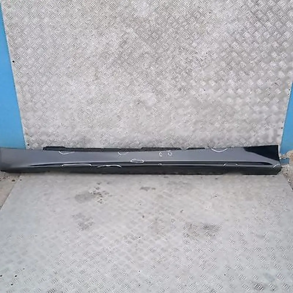 BMW E87 Listwa Progowa Boczna Lewa Czarny 2 - 668 - SKU 0032949-SCH3 - Numer Części 51770032949