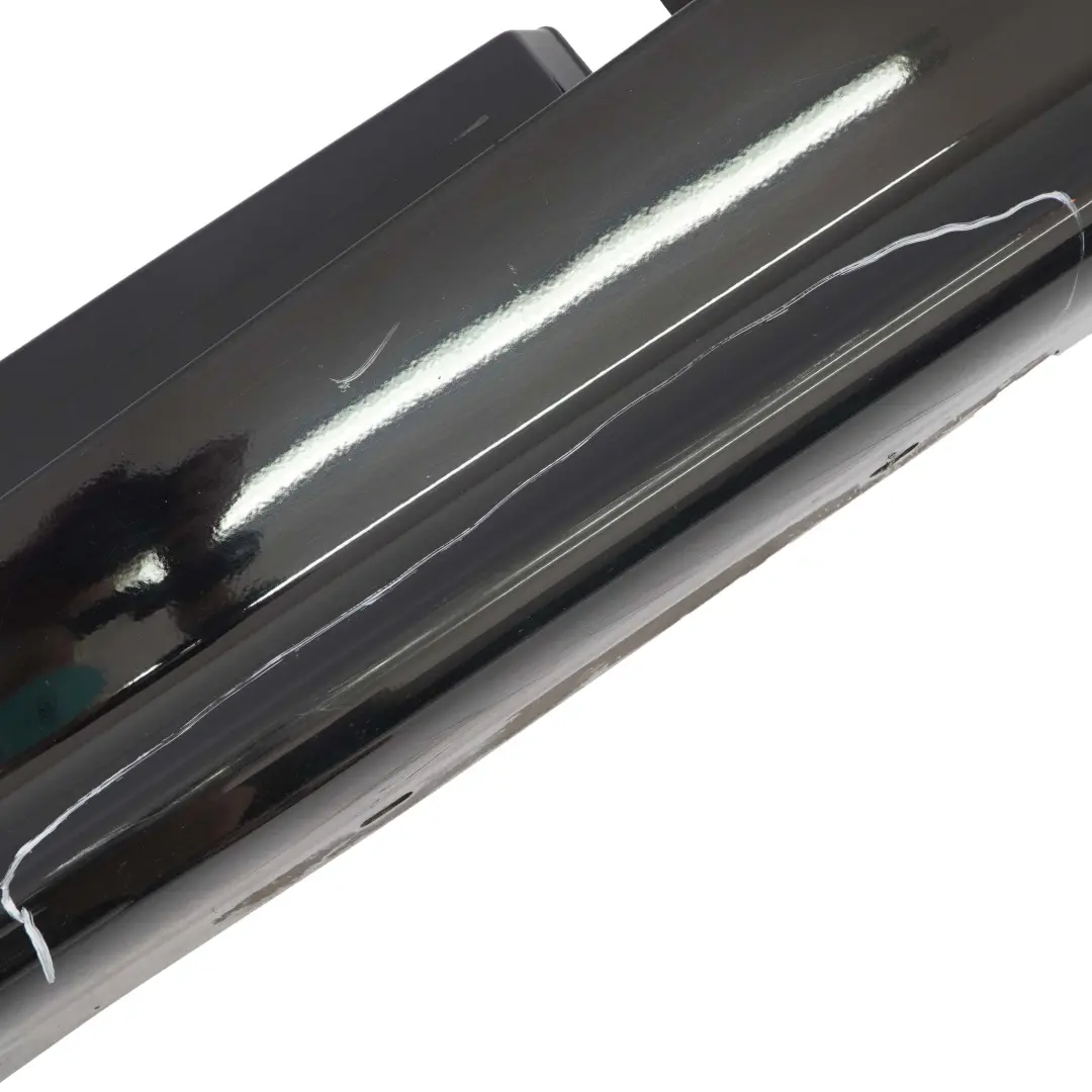 BMW E87 Sill Strip Faldón Lateral Izquierdo Negro 2 Schwarz II - 668 - SKU 0032949-SCH - Número de pieza 51770032949