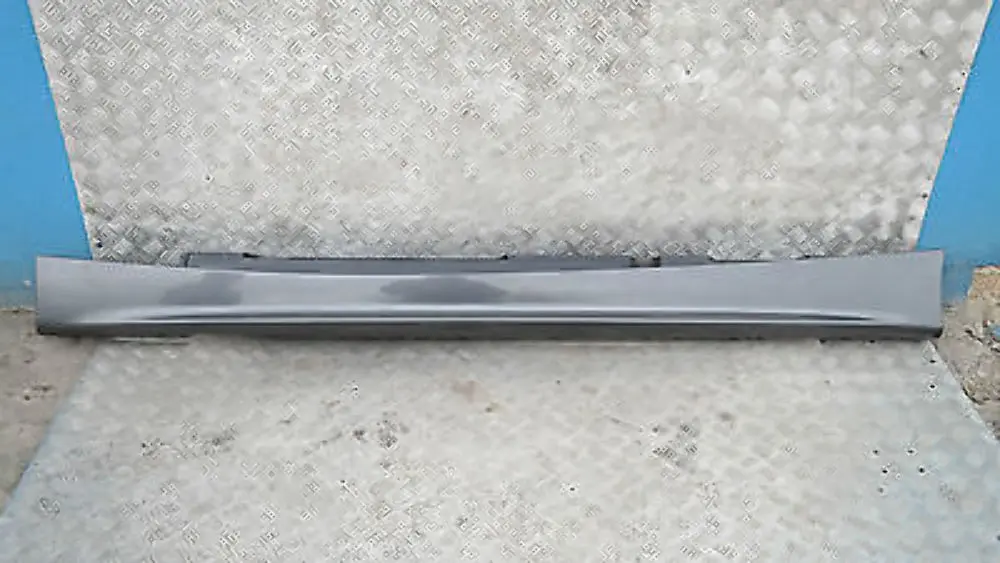 BMW E87 Faldón lateral izquierdo Sparkling Graphite Metallic WA22