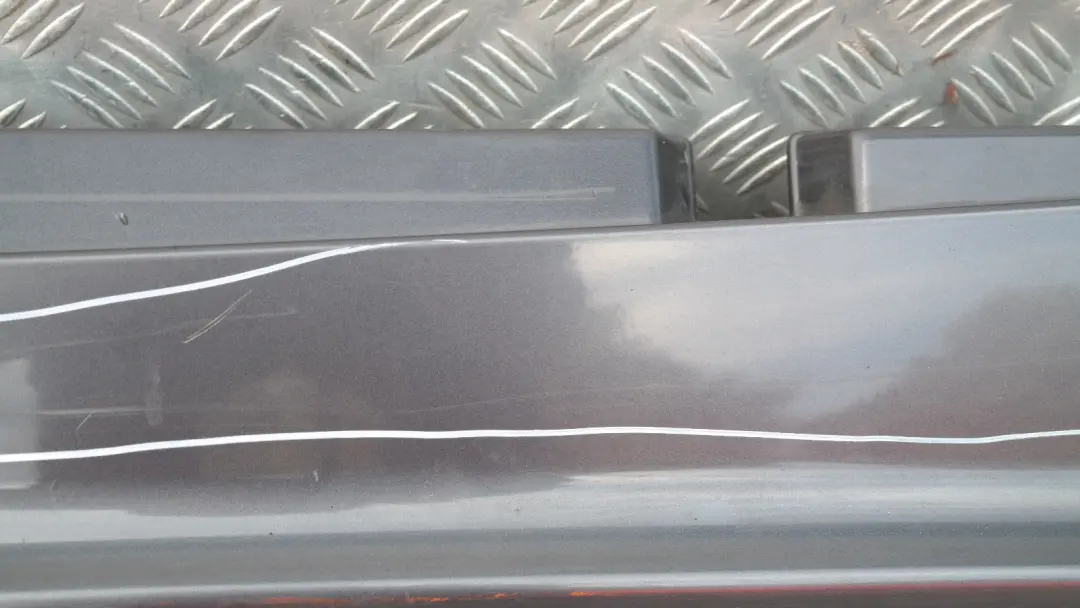 BMW 1 E87 Nakładka próg lewy sparkling graphite - SKU 0032949-SG3 - Numer Części 51770032949