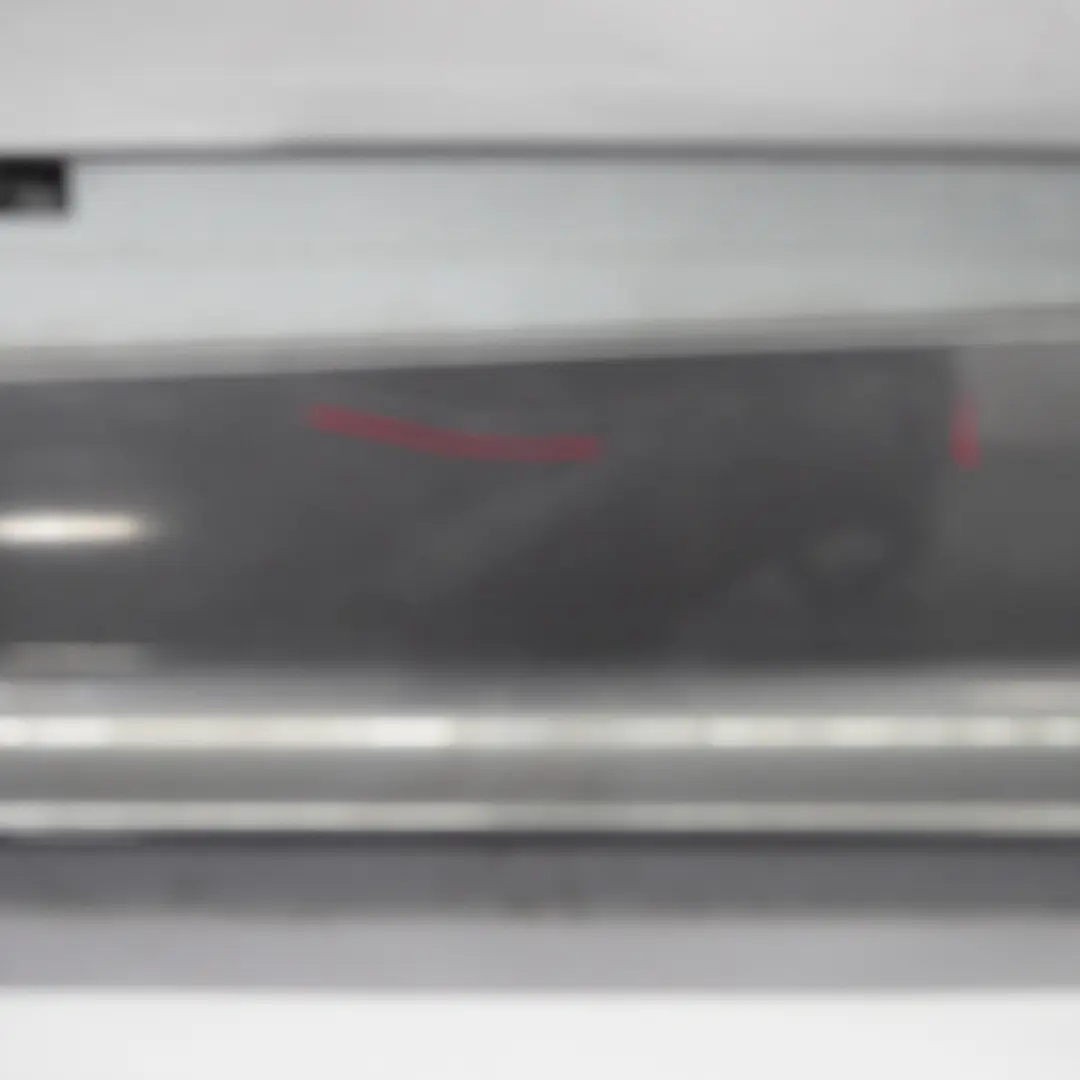 BMW E87 Bas de Porte Couverture Seuil a Gauche Sparkling Graphit - A22 - SKU 0032949-SG6 - Numéro de pièce 0032949