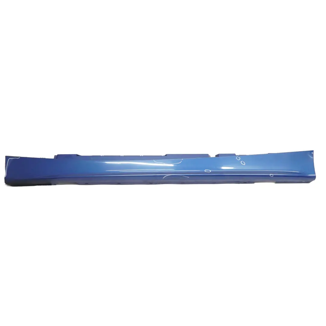 Sill Strip Faldon Lateral Izquierdo Sydneyblau Sydney Blau Blue - A19 para BMW E87 con número de pieza 0032949 BMW E87 Sill Strip Faldon Lateral Izquierdo Sydneyblau Sydney Blau Blue - A19 - SKU 0032949-SYD5 - Número de pieza 0032949
