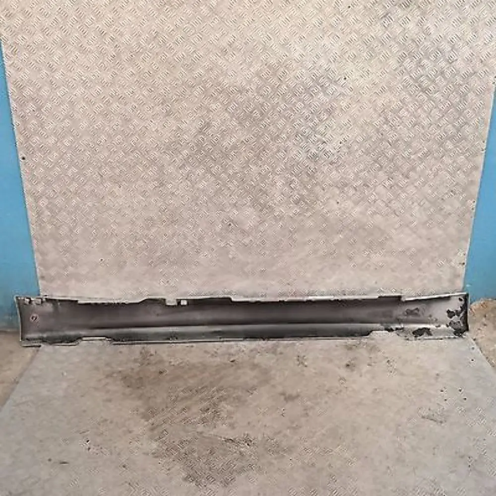 BMW E87 Nakładka Próg Lewy Titansilber 354 - SKU 0032949-TS12 - Numer Części 32949