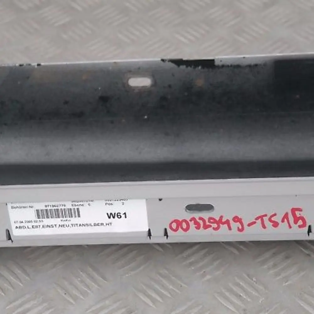 BMW 1 SERIES E87 Sill strip side skirt left N/S Titansilber Metallic Silver 354 - SKU 0032949-TS15 - Part number 32949