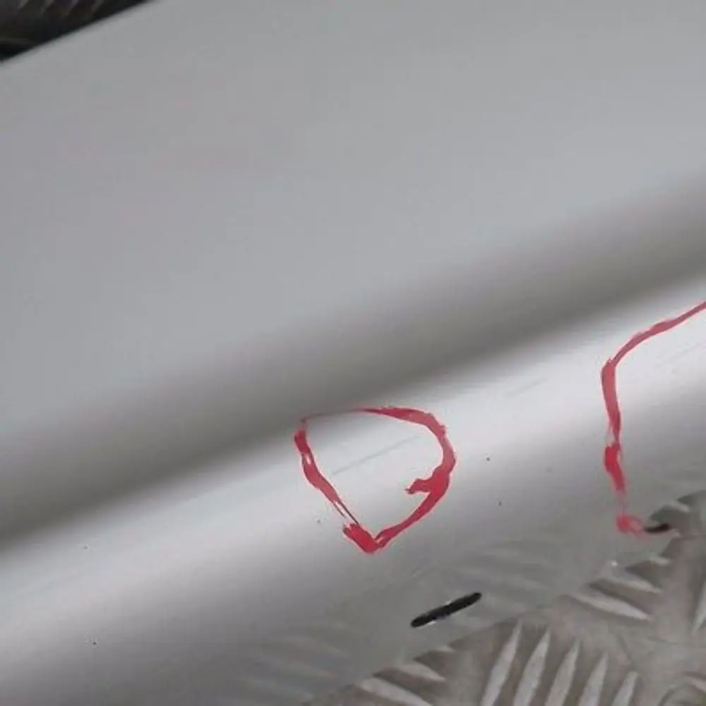 Bas de porte Couverture Seuil argent titane gauche Sliber pour BMW 1 er E87 à propos du numéro de pièce 32949 BMW 1 er E87 Bas de porte Couverture Seuil argent titane gauche Sliber - SKU 0032949-TS15 - Numéro de pièce 32949