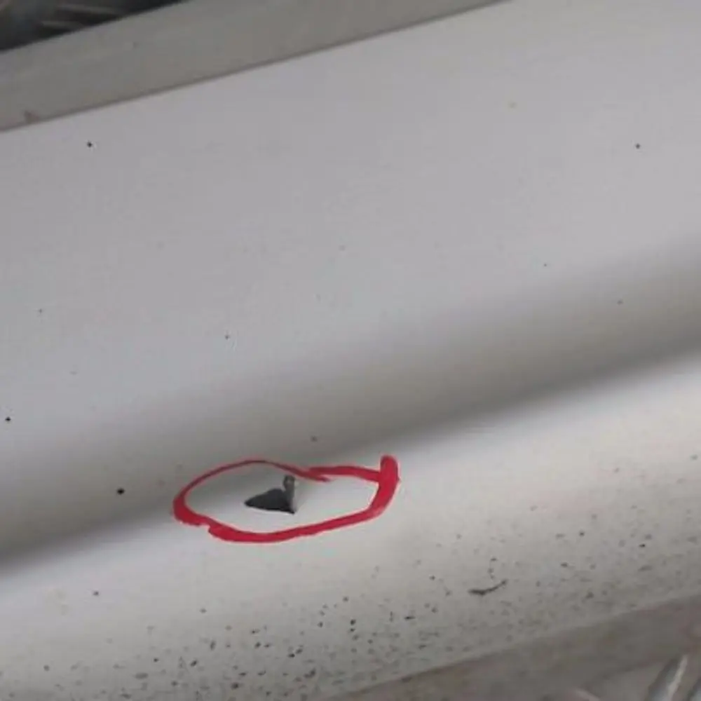 Nakładka próg lewy titansilber 354 do BMW E87 o numerze 32949 BMW E87 Nakładka próg lewy titansilber 354 - SKU 0032949-TS16 - Numer Części 32949