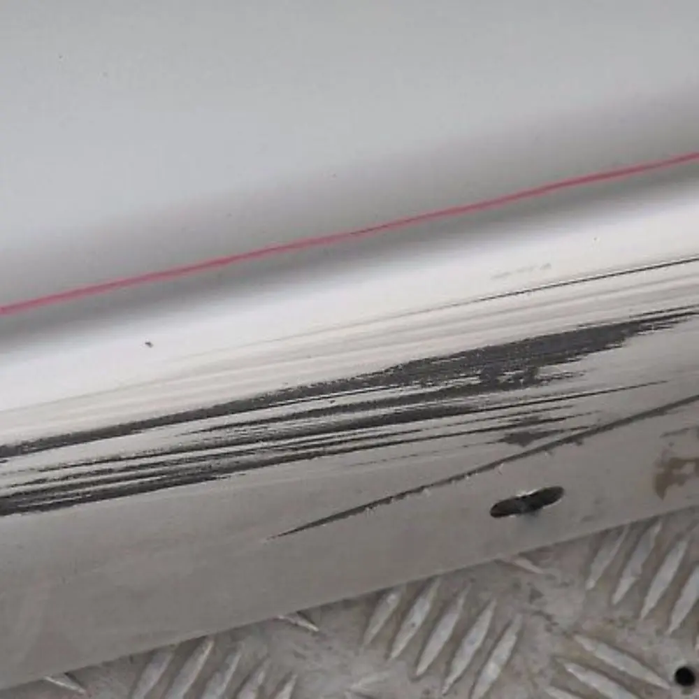 BMW E87 Nakładka próg lewy titansilber 354 - SKU 0032949-TS17 - Numer Części 32949
