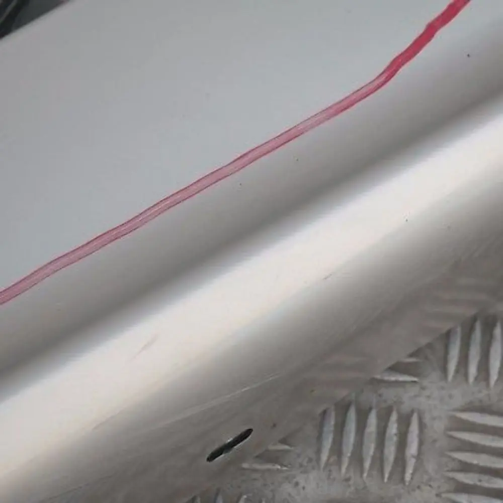 BMW E87 Sill strip side skirt left Titansilber Metallic Silver 354 - SKU 0032949-TS18 - Número de pieza 32949