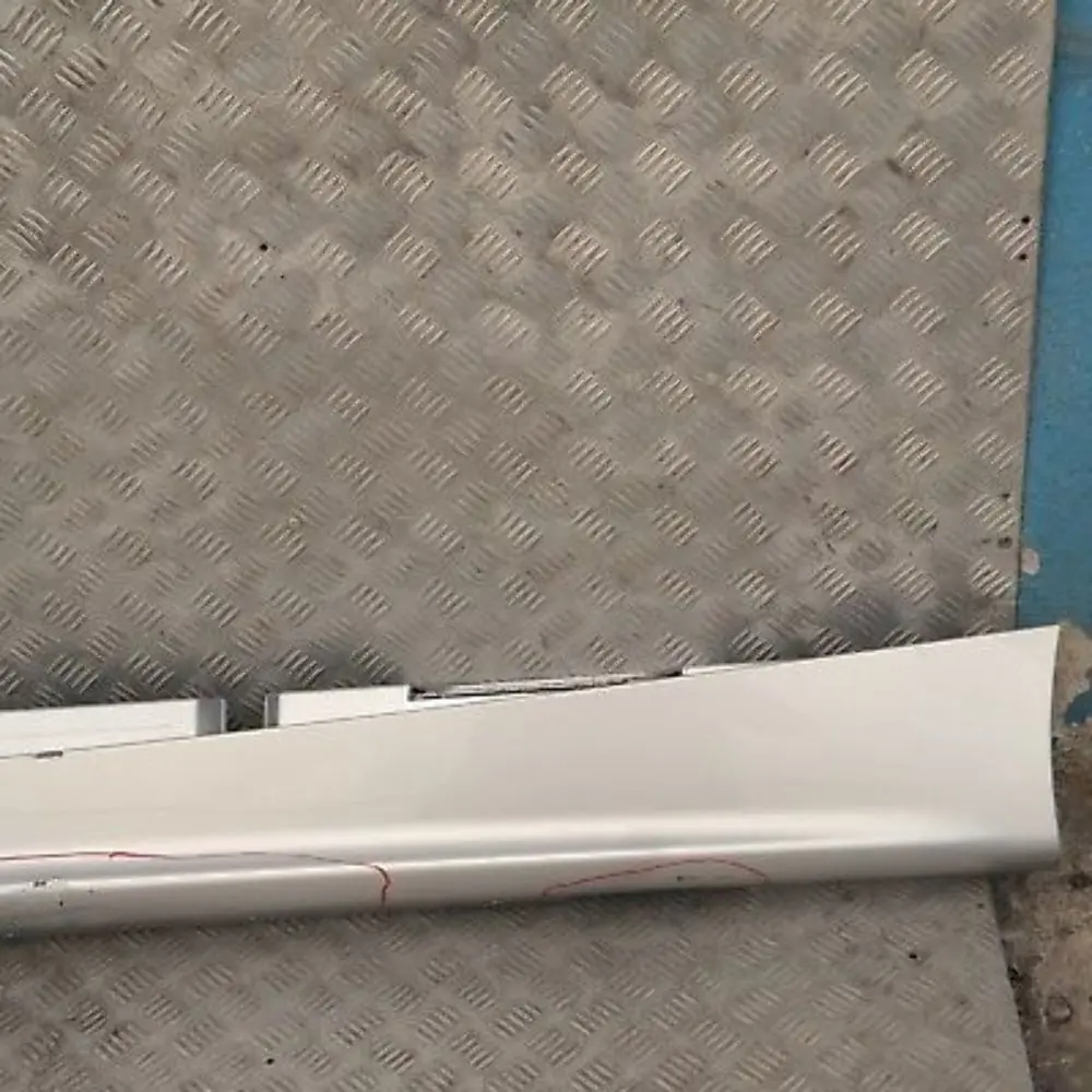 Schwellerleiste Lackiert Links Titansilber Metallic Silver für BMW 1 SERIES 21 E87 mit Teilenummer 32949 BMW 1 SERIES 21 E87 Schwellerleiste Lackiert Links Titansilber Metallic Silver - SKU 0032949-TS21 - Teilenummer 32949