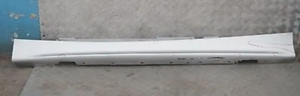 Sill strip side skirt left N/S Titansilber Metallic Silver to BMW 1 SERIES 22 E87 with Part number 32949 BMW 1 SERIES 22 E87 Sill strip side skirt left N/S Titansilber Metallic Silver - SKU 0032949-TS22 - Part number 32949