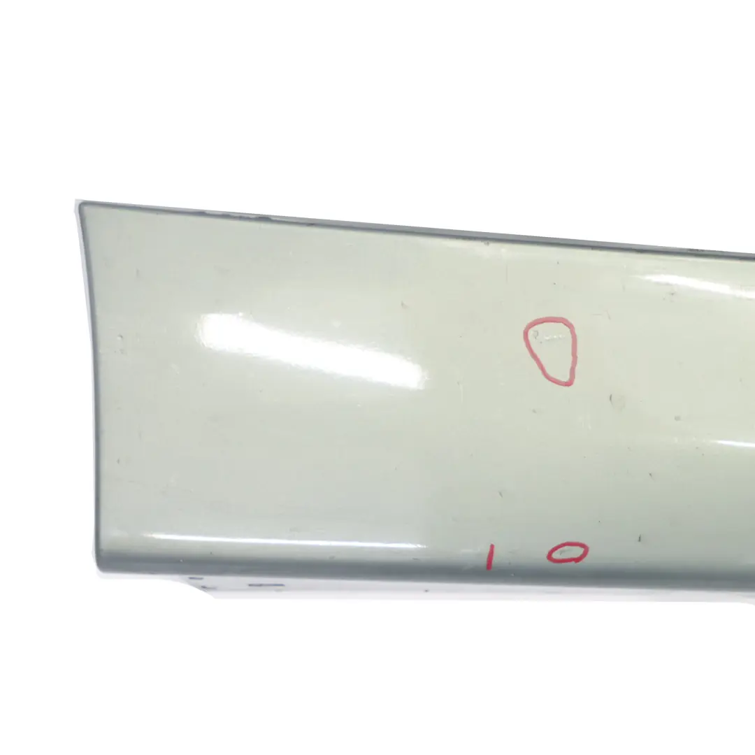 Bande de Seuil Laterale Droite Arktis Metallic - A34 pour BMW E90 E91 à propos du numéro de pièce 0032950 BMW E90 E91 Bande de Seuil Laterale Droite Arktis Metallic - A34 - SKU 0032950-AM1 - Numéro de pièce 0032950