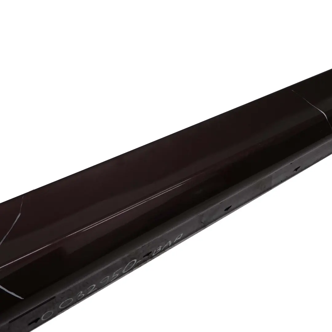 Bandes caisse jupe laterale droite Rouge Barberarot Metallise - A39 pour BMW E90 E91 à propos du numéro de pièce 0032950 BMW E90 E91 Bandes caisse jupe laterale droite Rouge Barberarot Metallise - A39 - SKU 0032950-BAR - Numéro de pièce 0032950