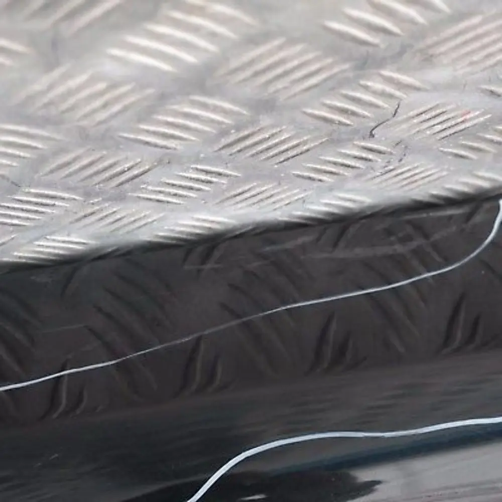 BMW E90 E91 Sill Strip Faldón lateral derecho Zafiro negro metalizado 475 - SKU 0032950-BS1 - Número de pieza 32950