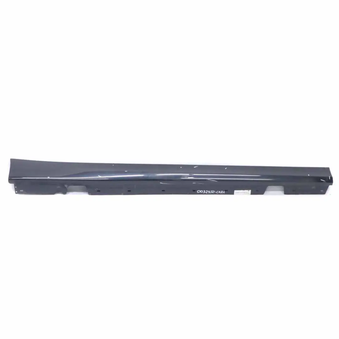 BMW E90 E91 Bas de Porte Bouchon Droit Noir de Carbone Metallique 416 - SKU 0032950-CAR1 - Numéro de pièce 0032950