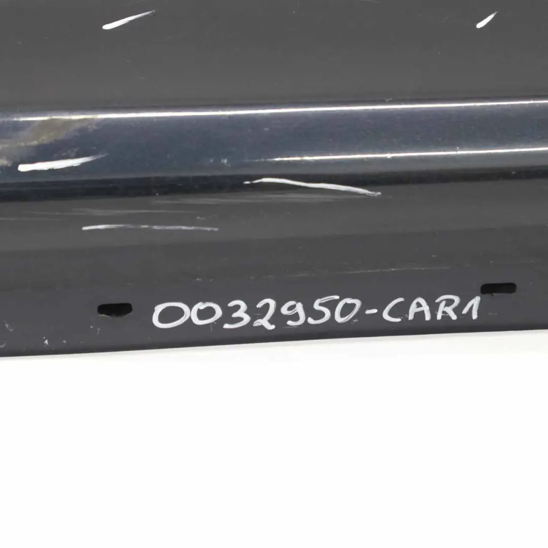 BMW E90 E91 Bas de Porte Bouchon Droit Noir de Carbone Metallique 416 - SKU 0032950-CAR1 - Numéro de pièce 0032950