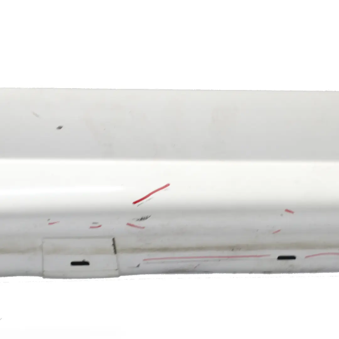 BMW E90 E91 Sill Strip Faldón lateral derecho Titansilber Metallic Silver- 354 - SKU 0032950-TS2 - Número de pieza 51770032950
