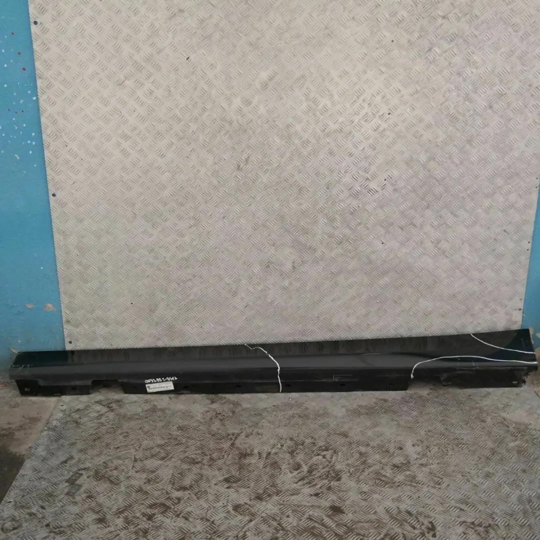 listwa nakładka próg lewy black saphire do BMW E90 o numerze 51770032951 BMW E90 listwa nakładka próg lewy black saphire - SKU 0032951-BS12 - Numer Części 51770032951