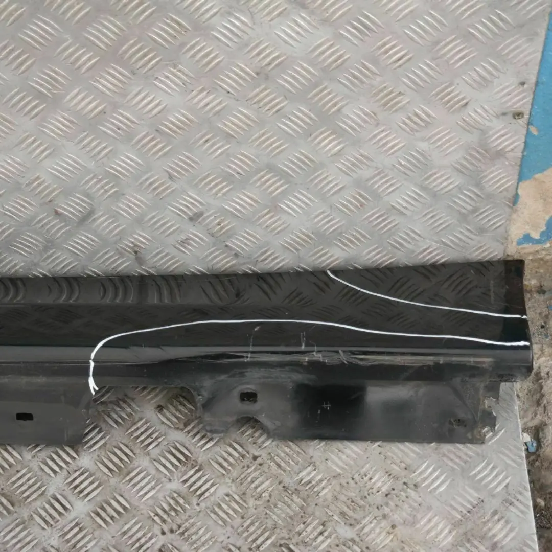 BMW E90 E91 Sill Strip Side Trim Skirt Left Black Sapphire Metallic - SKU 0032951-BS12 - Número de pieza 51770032951