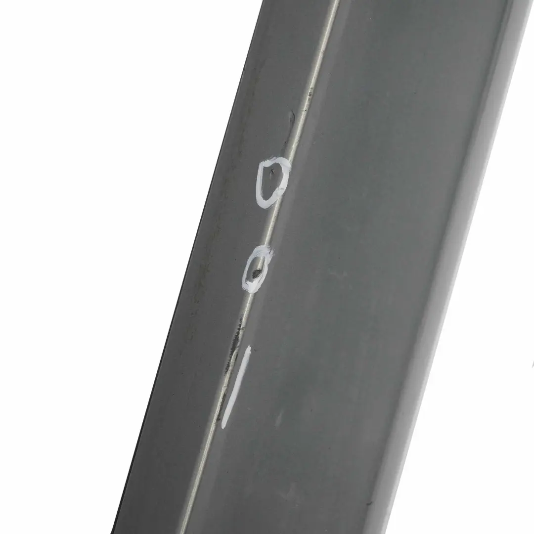 BMW E90 E91 Baguette de seuil jupe latérale gauche Arktis Metallic - A34 - SKU 0032951-AM2 - Numéro de pièce 0032951