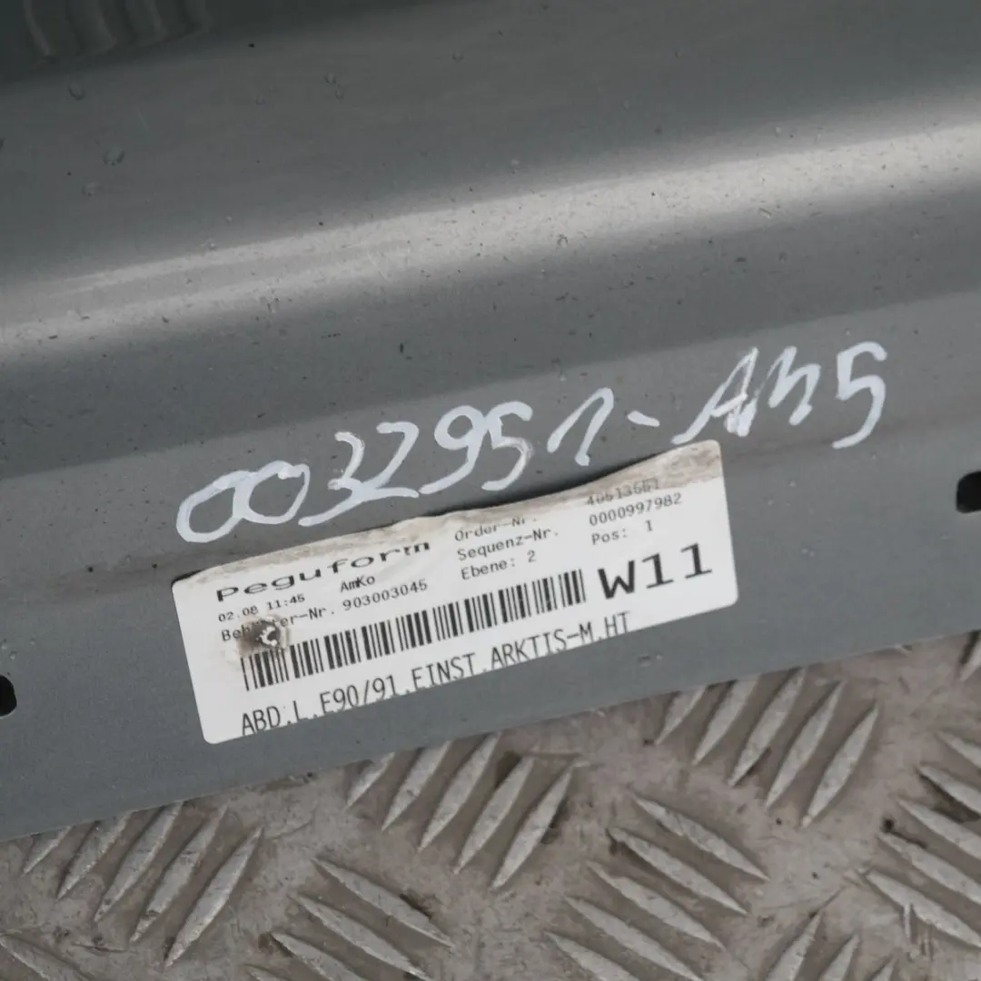 listwa nakładka próg lewy arktis A34 do BMW E90 o numerze 32951 BMW E90 listwa nakładka próg lewy arktis A34 - SKU 0032951-AM5 - Numer Części 32951