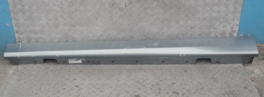 BMW E90 listwa nakładka próg lewy arktis A34 - SKU 0032951-AM5 - Numer Części 32951