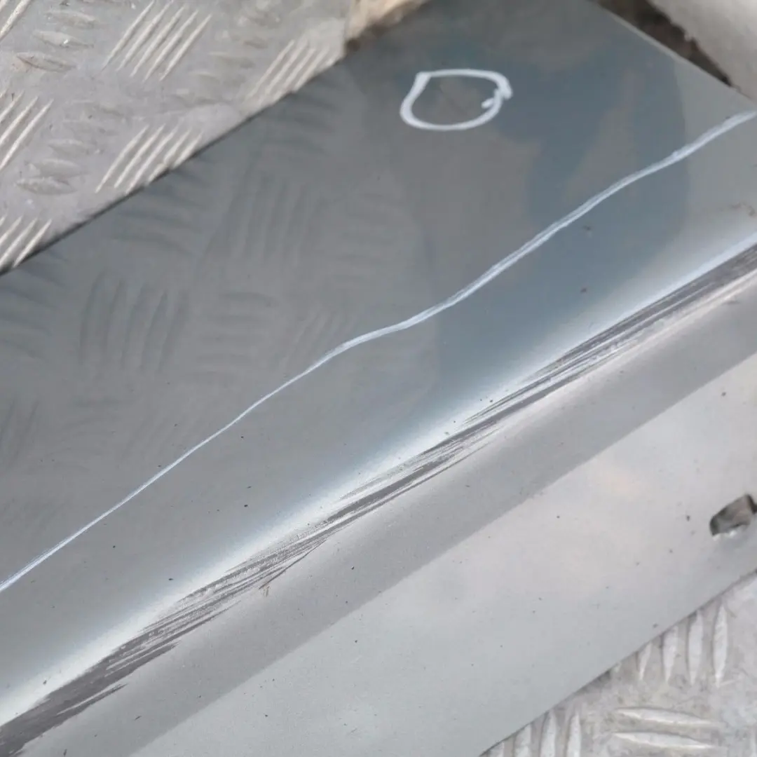 Einstiegsleiste Seitenschweller links Arktis Metallic - A34 für BMW E90 E91 mit Teilenummer 32951 BMW E90 E91 Einstiegsleiste Seitenschweller links Arktis Metallic - A34 - SKU 0032951-AM6 - Teilenummer 32951