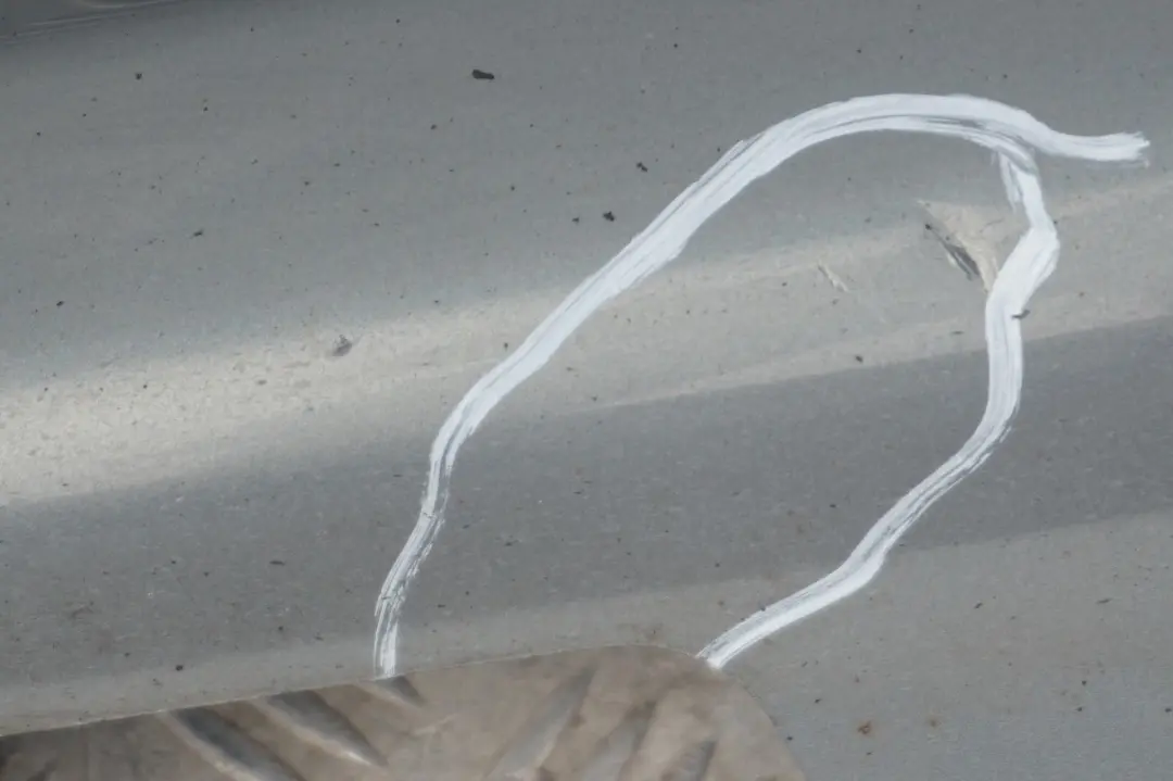 listwa nakładka próg lewa arktis A34 do BMW E90 o numerze 0032951 BMW E90 listwa nakładka próg lewa arktis A34 - SKU 0032951-AM9 - Numer Części 0032951