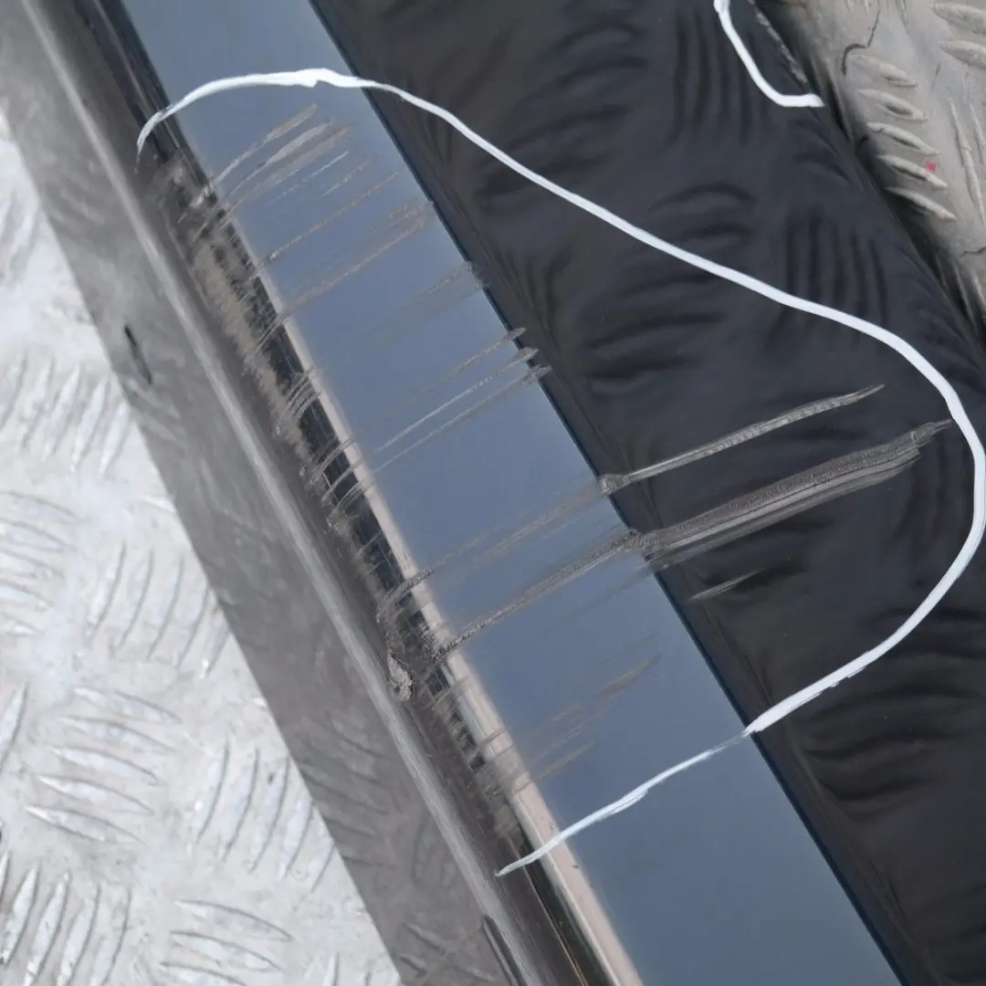 Sill Strip Side Skirt Left Monacoblau Blue Metallic para BMW E90 E91 con número de pieza 32951 BMW E90 E91 Sill Strip Side Skirt Left Monacoblau Blue Metallic - SKU 0032951-MB - Número de pieza 32951