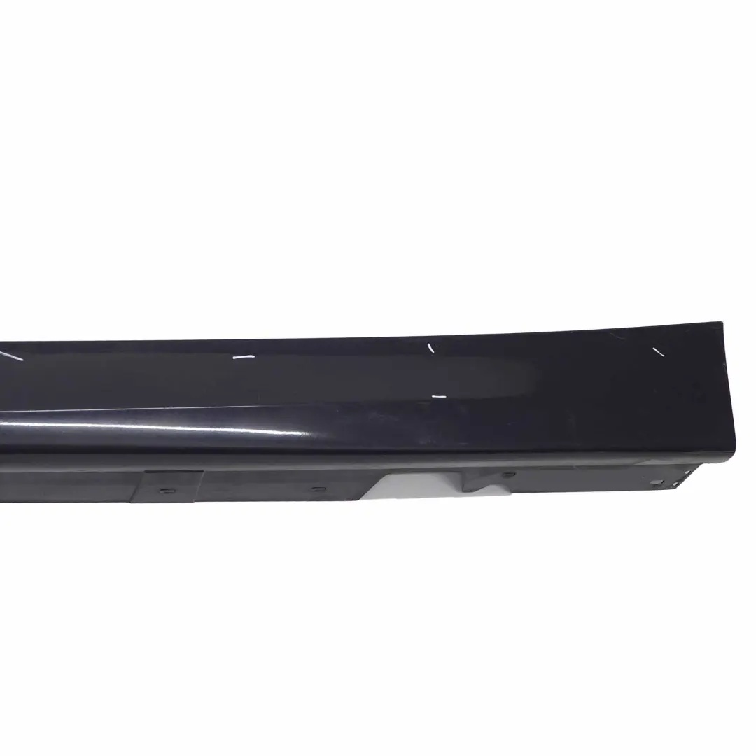 BMW E90 E91 Bande de seuil Jupe latérale gauche Bleu Monacoblau Métallisé - A35 - SKU 0032951-MB4 - Numéro de pièce 0032951