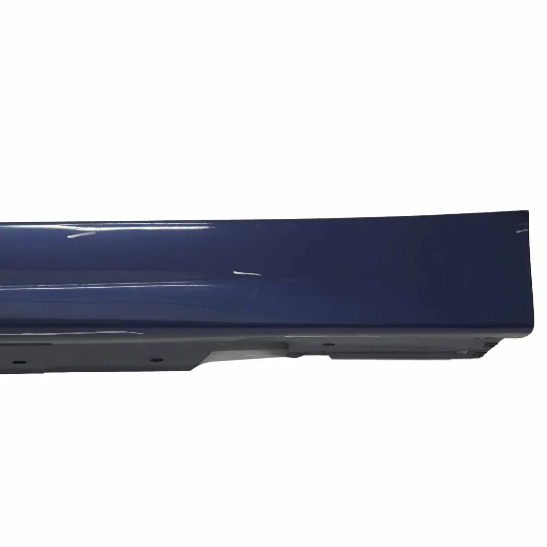 Listello Portiera Apertura Gonna SX Blu Mysticblau - A07 per BMW E90 E91 con numero di parte 0032951 BMW E90 E91 Listello Portiera Apertura Gonna SX Blu Mysticblau - A07 - SKU 0032951-MYS3 - Numero di parte 0032951