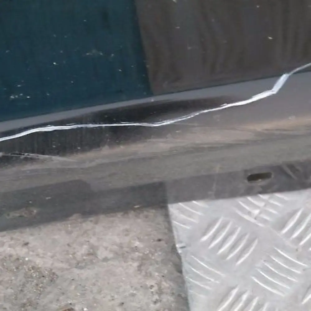 listwa nakładka próg lewy schwarz II 668 do BMW E90 o numerze 32951 BMW E90 listwa nakładka próg lewy schwarz II 668 - SKU 0032951-SCH10 - Numer Części 32951