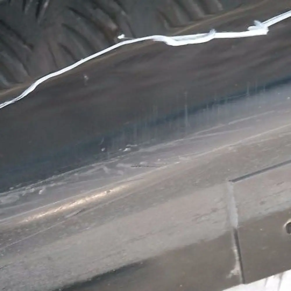 listwa nakładka próg lewy schwarz II 668 do BMW E90 o numerze 32951 BMW E90 listwa nakładka próg lewy schwarz II 668 - SKU 0032951-SCH10 - Numer Części 32951